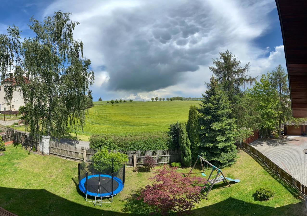 Ubytovani U Kloucku V Potvorove Luaran gambar